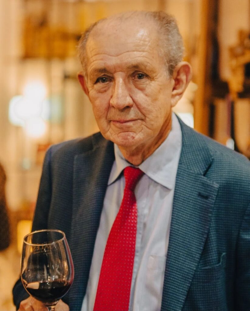 Dr. Sebastião Ferro, dono da vinícola Serra das Galés - degustação em brasilia